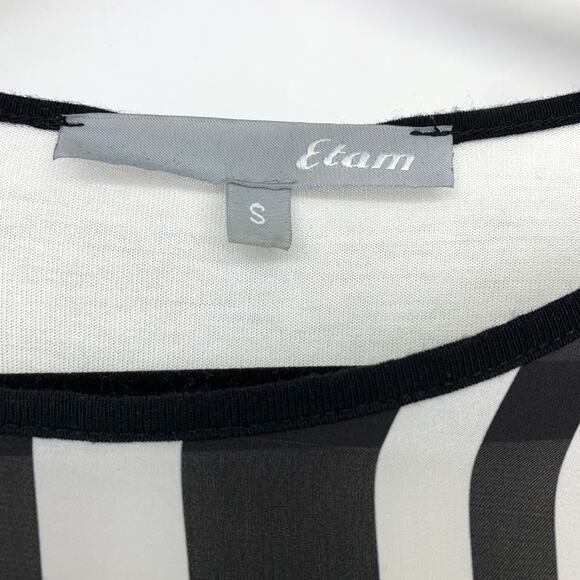 Etam Short Sleeve Blouse Womens Size Small Black White Graphic Design Print - Picture 5 of 5